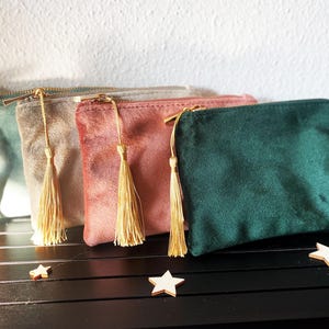 MakeUp Bag aus Samt mit Quaste / Monogramm / Gold / Accessory Pouch / Initialen / Velvet / Kosmetiktäschchen / Schmucktäschchen / Glitzer