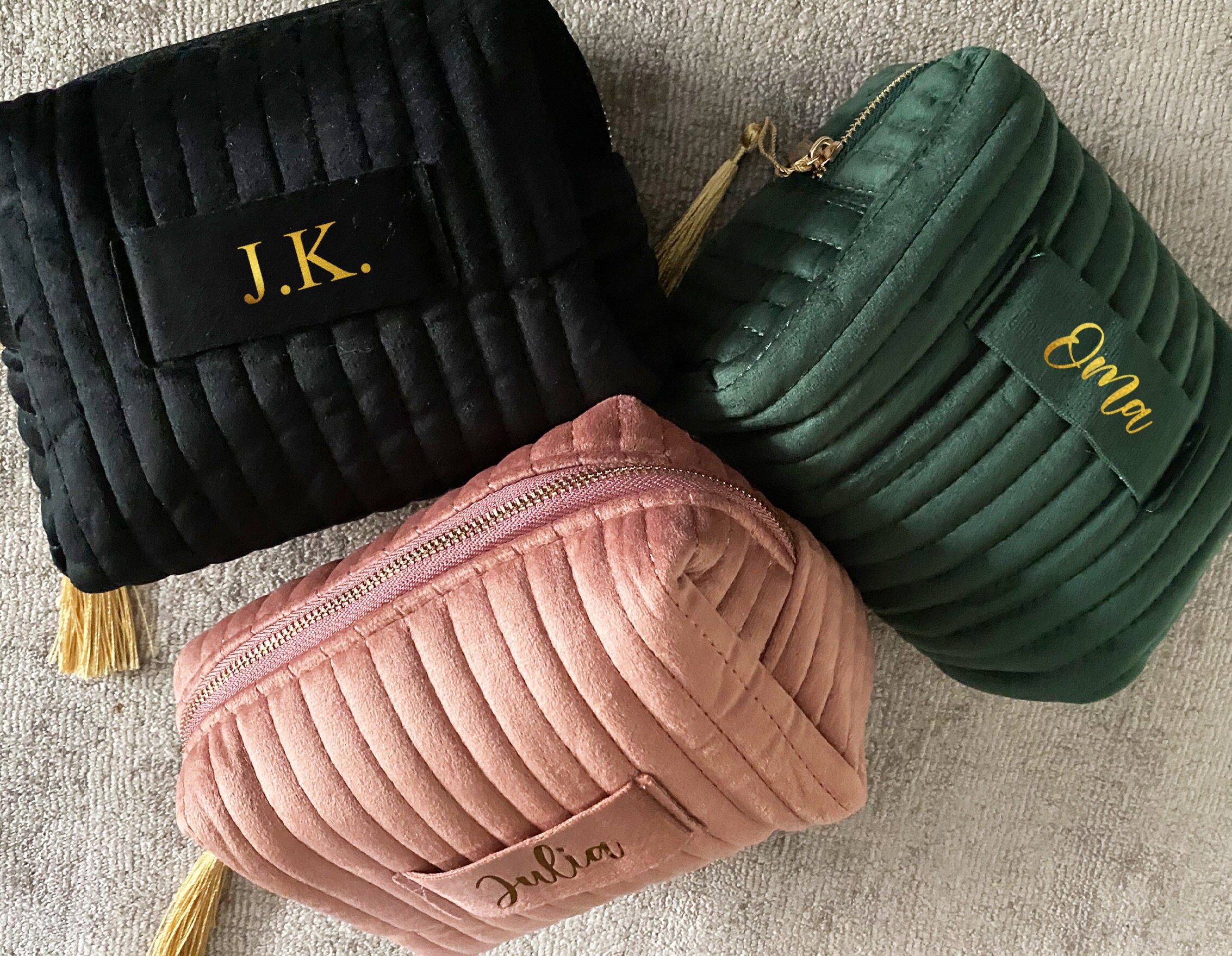 Personalisierte Kosmetiktasche mit Quaste aus Samt / Kulturbeutel 2 Größen Rosé Green Black / Kulturbeutel / Oma & Opa / Geschenk JGA Braut