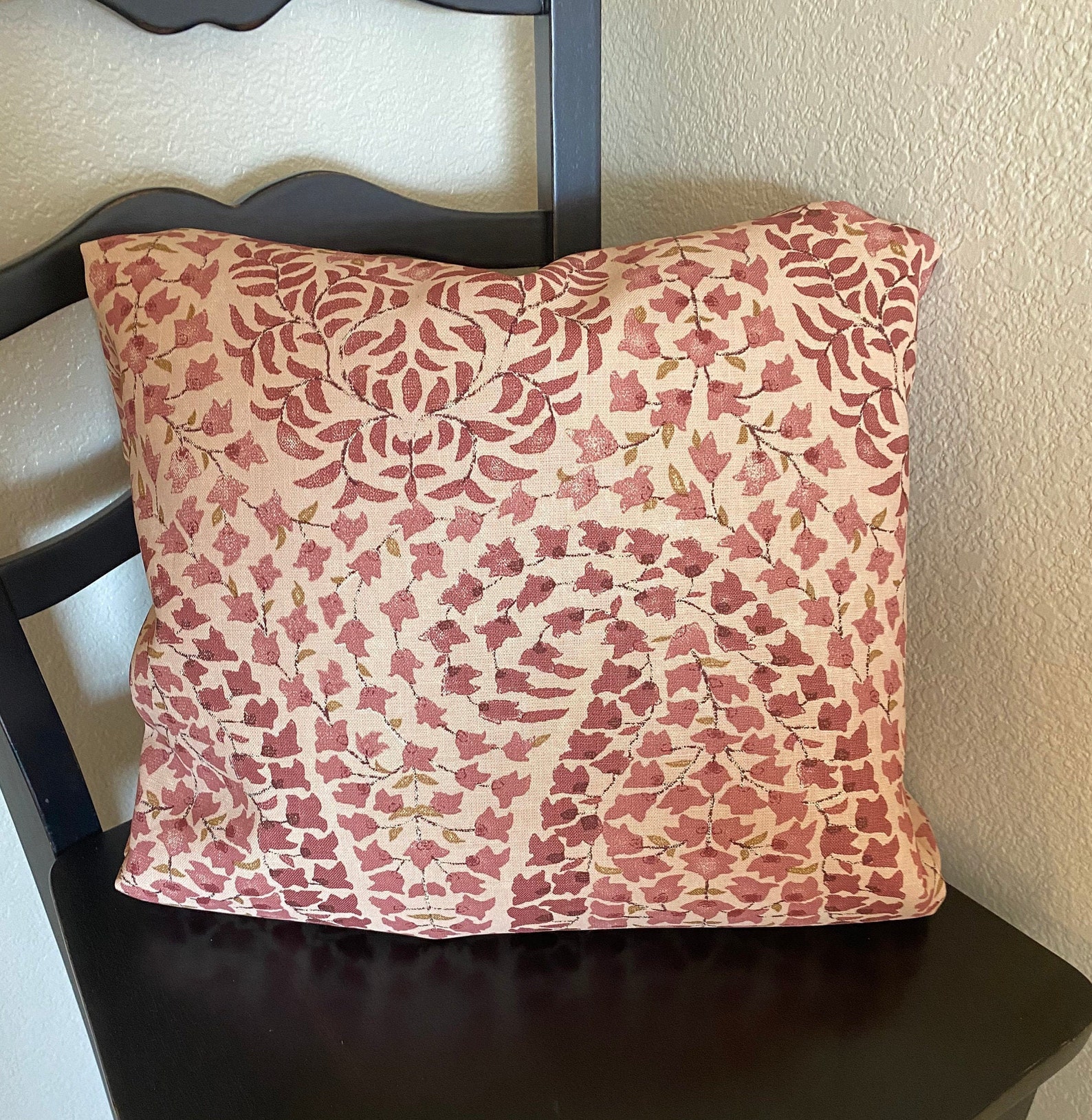 Lisa Fine Pillow Coverlisa Fine Lahore in Rose / Natural Linen Pillow