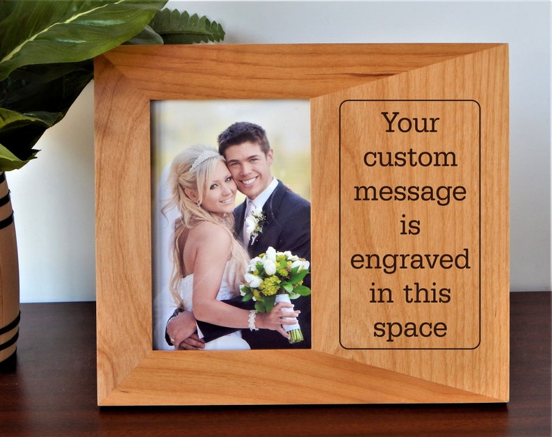 Engraved Picture Frames Custom Photo Frame Gift for Wedding 4x6 5x7 Personalized Wood Gifts zdjęcie 1