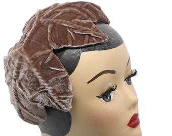 Bandeau Half Hat Leaves made of Velvet in Grey Brown
