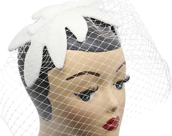 Bandeau Hat, Half Hat, Vintage Fascinator Velvet White with Bridal Veil