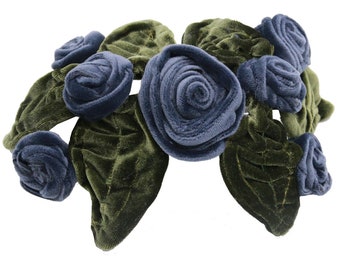 Bandeau Hat, Half Hat in vintage style made of velvet with leaves & blue roses - elaborate and noble