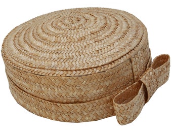 Pillbox hat made of straw - vintage style