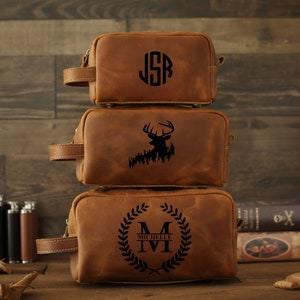 Personalized gift for him leather dopp kit for men, best man gifts groomsmen gifts dopp kit Custom Initial leather toiletry bag gift for her