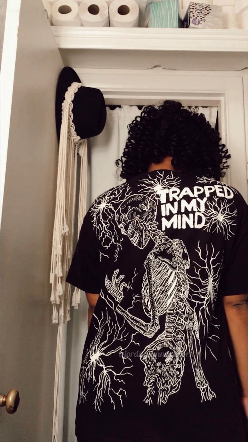 skeleton and Lighting designed Hand designed Streetwear XL Black T Shirt Trapped in my Mind