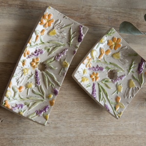 Porte-savon en céramique - prairie fleurie colorée - carré
