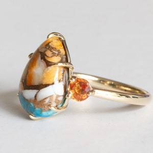 Spiny Oyster Turquoise and Orange Sapphire Ring, Unique Turquoise and Orange Sapphire Engagement Ring Cielo image 6