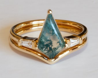Kite Moss Agate Ring with Matching Band, Moss Agate Engagement Ring, Kite Moss ring - Amara Set