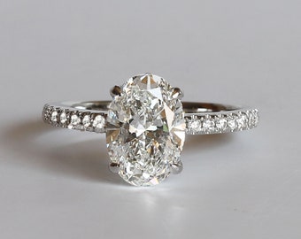 2 Carat Oval Lab Grown Diamond Engagement Ring: 14k Gold Diamond Basket