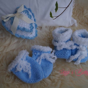 Knitting instructions for cute baby shoes & gloves