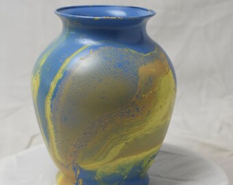 Jarrón de mármol azul