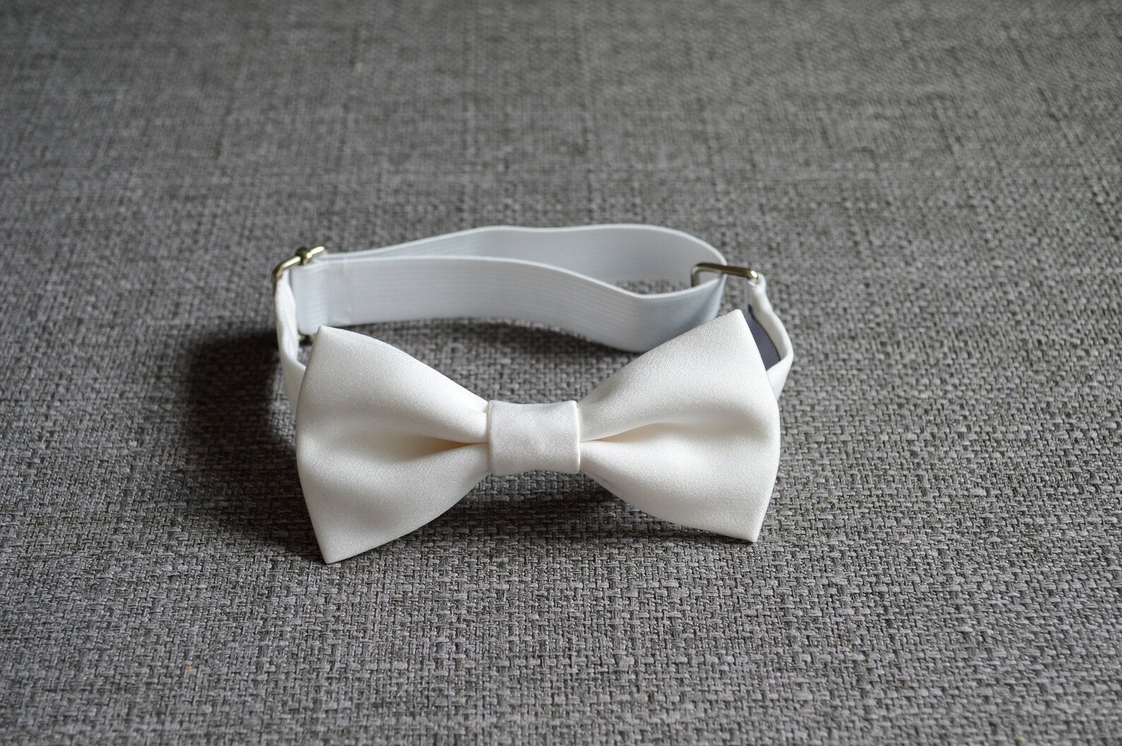 Minimalist white bow tie simple off white bow tie milk white Etsy