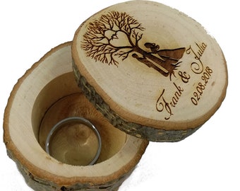 Personalized ring cushion / ring box made of wood with name engraving |  Ring box for wedding rings with bark | Individual wedding decoration