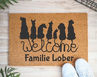 Personalized indoor doormat with dogs made of coconut fibers | 60 x 40 cm Coconut carpet for dry areas | Surnames on mat