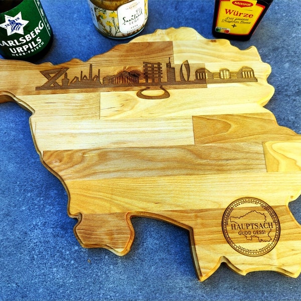 Saarlandbrett aus Holz, Frühstücksbrettchen mit der Skyline des Saarlandes, Geschenkidee aus dem Saarland, Geschenk zum Geburtstag