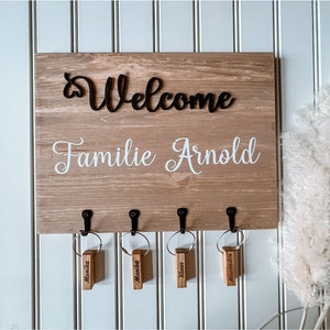 Schlüsselbrett Holz mit Haken personalisiert mit Namen, Schlüsselboard inklusive Schlüsselanhänger