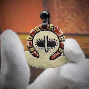 Wandjina Pendant, Creation Spirit, Rain God, Ancient Alien, UFO, Dream Time, Kimberley Australia, Onyx Pendant,Onyx Bead,Powerful Protection