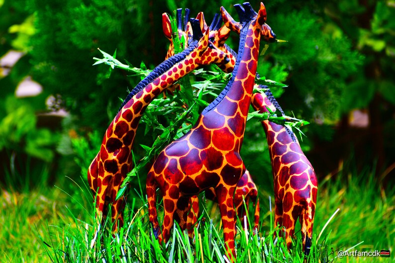 Jirafas, únicas, obras de arte, arte original, esculturas hechas a mano, animales, animales, jirafas, jirafas reticuladas, regalos de jirafas, amantes de los animales imagen 4
