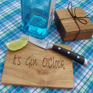 Small oak board perfect for cutting up your limes or lemons.