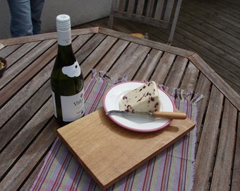 Wooden cutting board