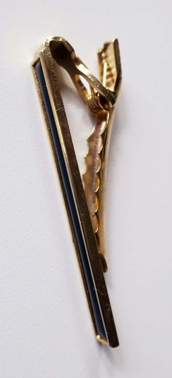 Pince à cravate Shields vintage, 1,7 po., ton or Mid-Century