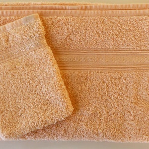 Vintage towel with washcloths as a set