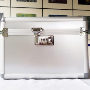 Vintage cosmetic case travel case make-up case Palos made of aluminum with combination lock