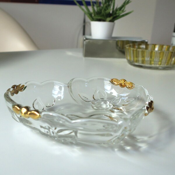 Vintage Glasschale in Herzform  mit Goldverzierung