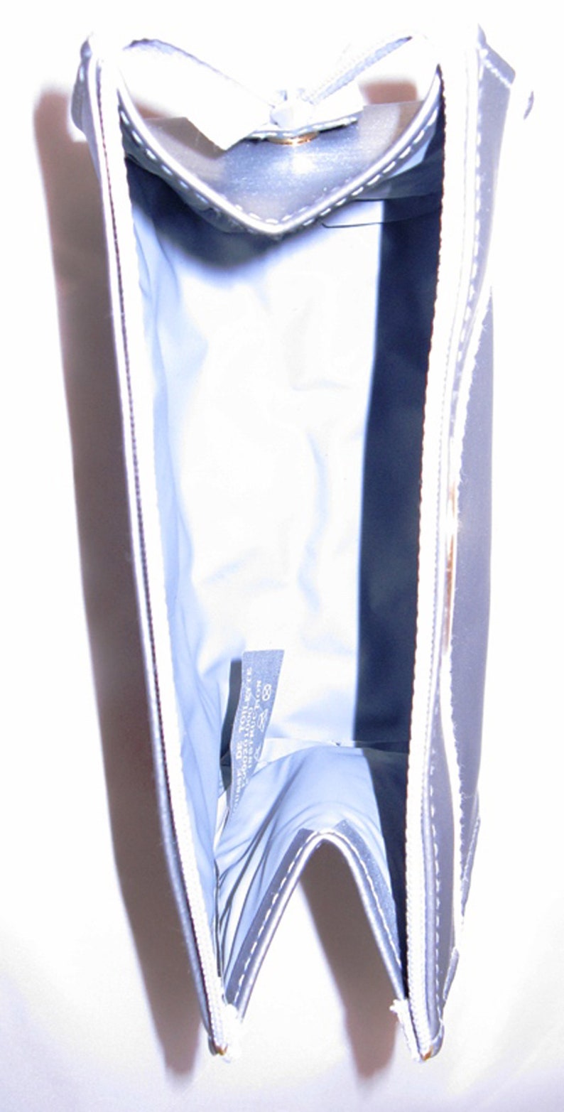 Borsa cosmetica vintage profumi Christian Dior in argento luccicante anche blu pastello immagine 3