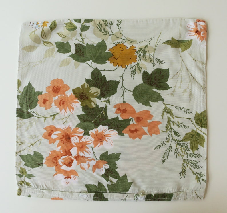 Vintage pillowcase with orange-green floral pattern image 2