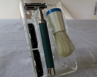 Vintage wet razor, safety razor, travel razor, safety razor