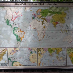 Mappa del mondo vintage Mappa della scuola Mappa di scorrimento Il mondo nella storia coloniale del XVII e XVIII secolo
