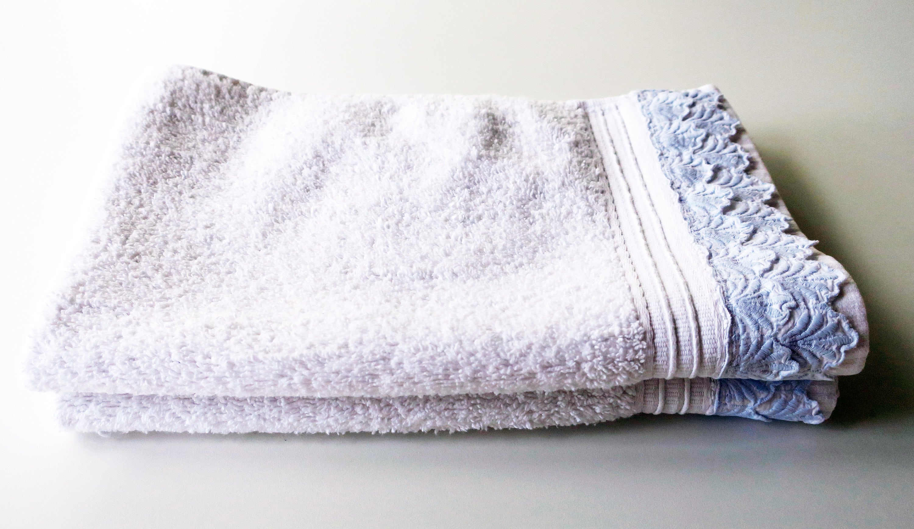 Vintage Towel Set Two Guest Towels by Vossen