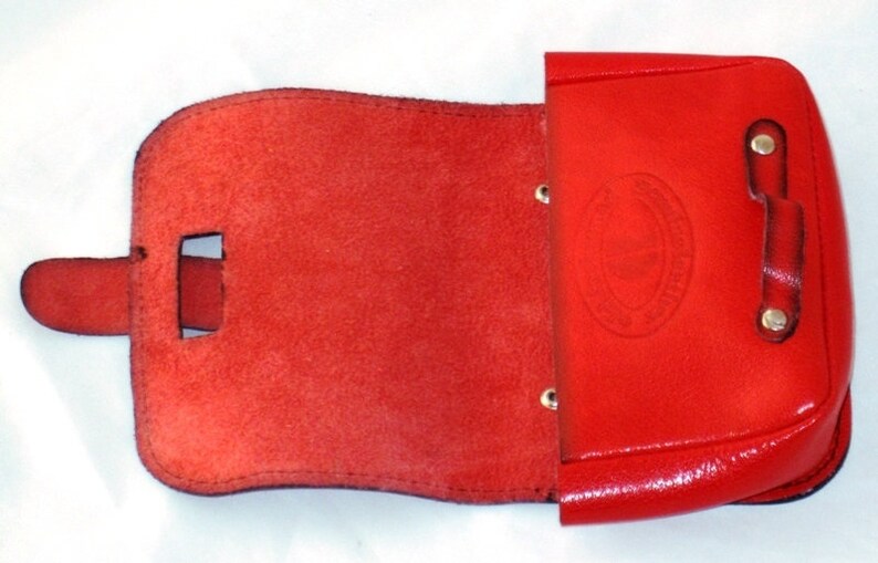 Vintage belt bag in red leather, image 3