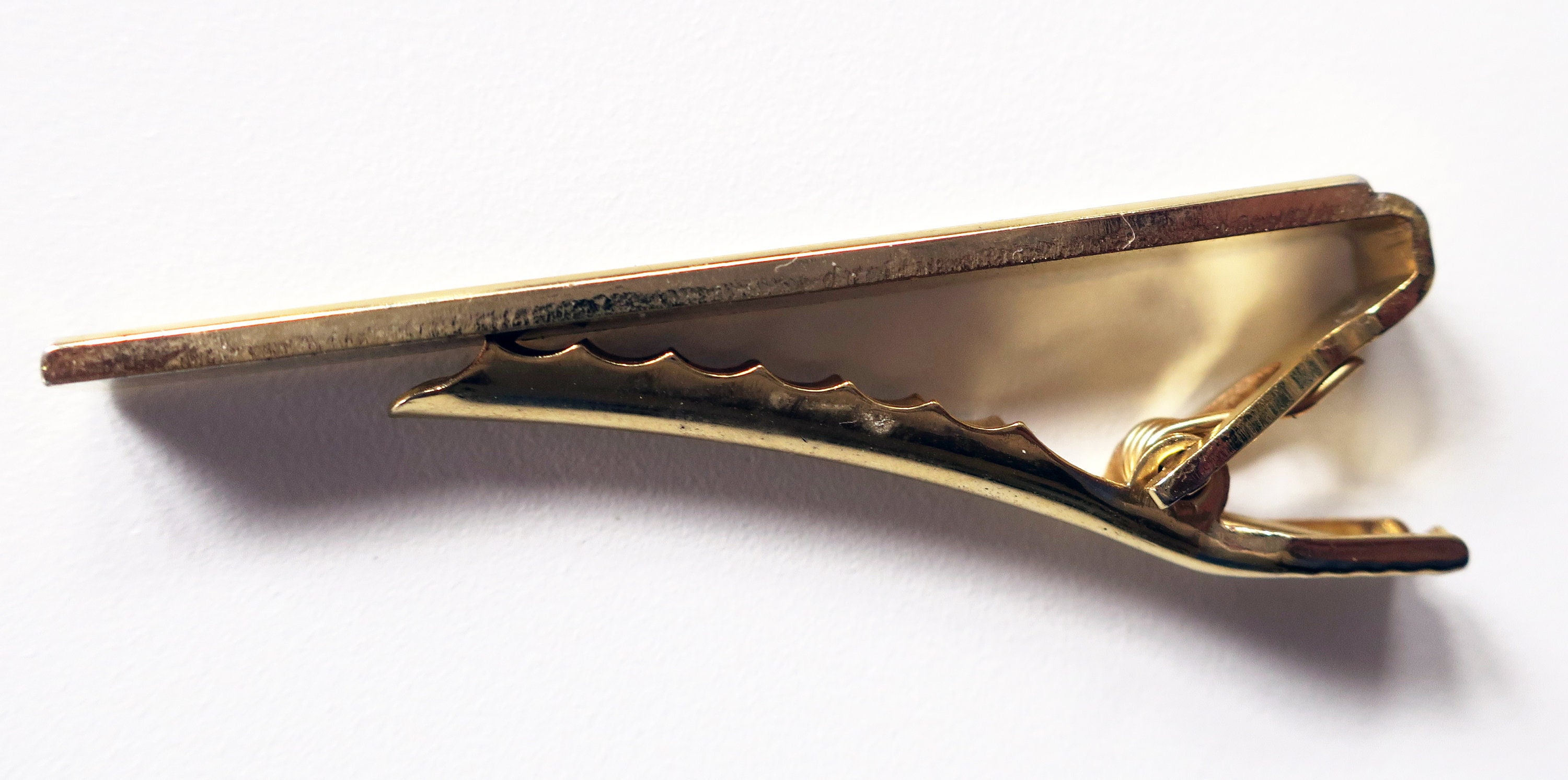 Jolie Pince a Cravate Vintage 1950 Coupe Diamant Vieux Stock Neuf
