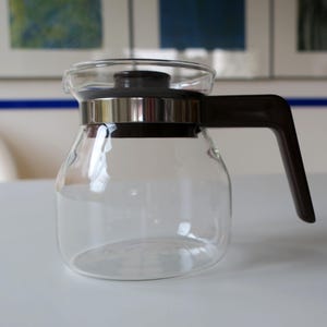 Vintage kleine Glaskanne Kaffeekanne mit braunem Griff und Deckel