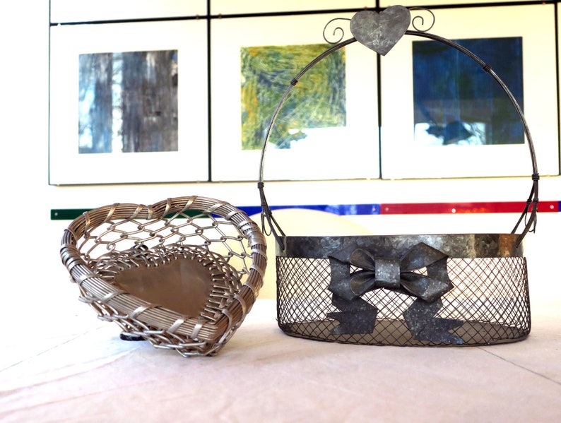 Baskets with heart made of silver wire and single wire image 1