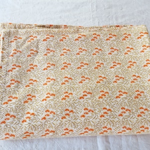 Vintage duvet cover from the 70s with a floral pattern