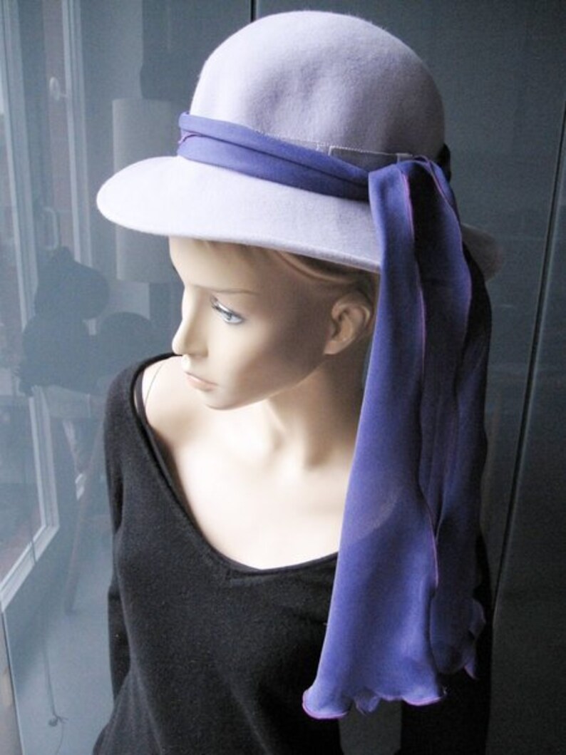 Felt hat with Hatband in lilac image 1