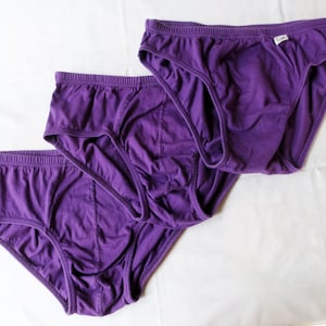 Vintage (J-N) men&#39;s briefs cotton in purple 70s underpants