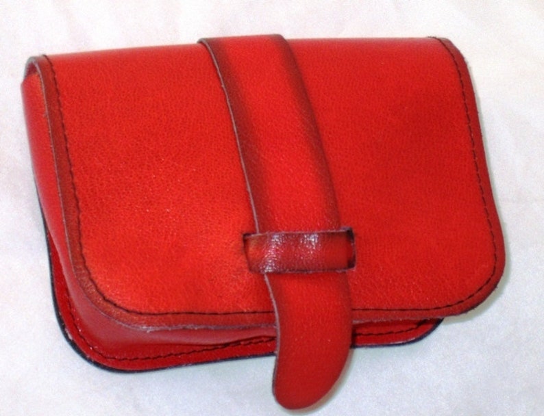 Vintage belt bag in red leather, image 2