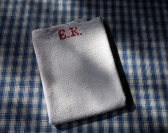 Vintage 1 tea towel with monogram half linen from the 40s 50s
