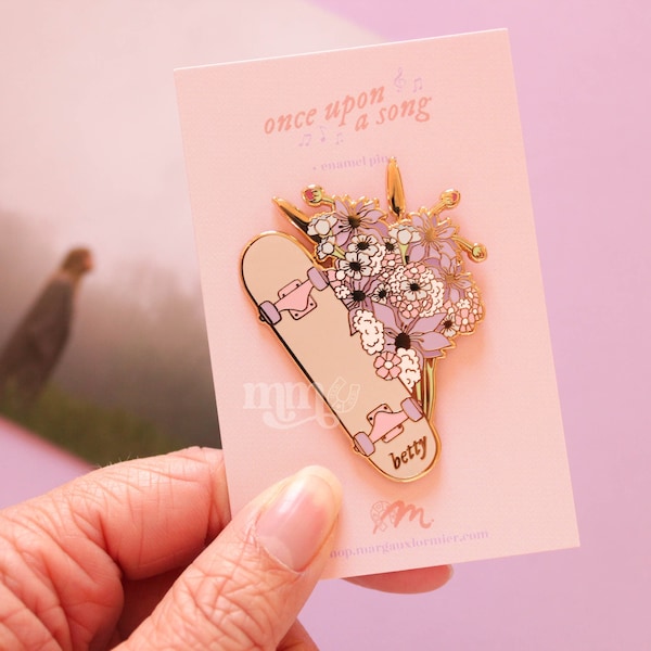 Enamel pin, skateboard and flowers, cottagecore