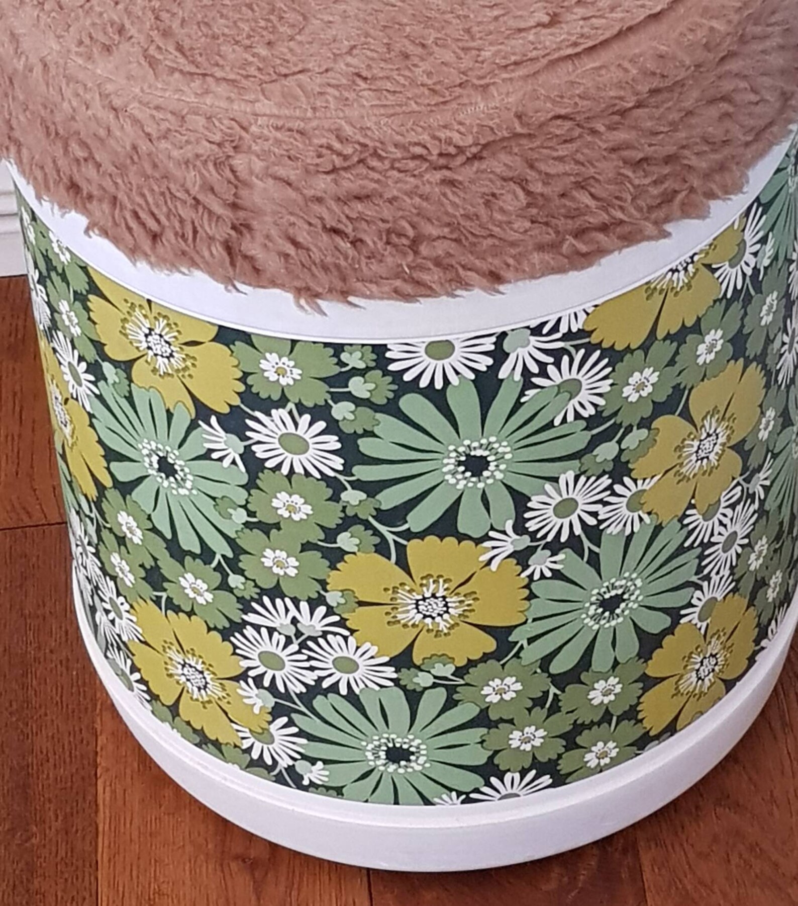 Vintage / retro 1970's plysu floral lavadero / taburete | Etsy