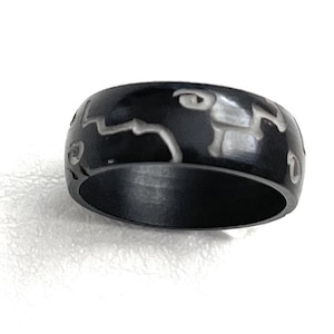 Tagua Nut Ring in black with carved design TAG808, unisex thin black handmade Tagua Ring