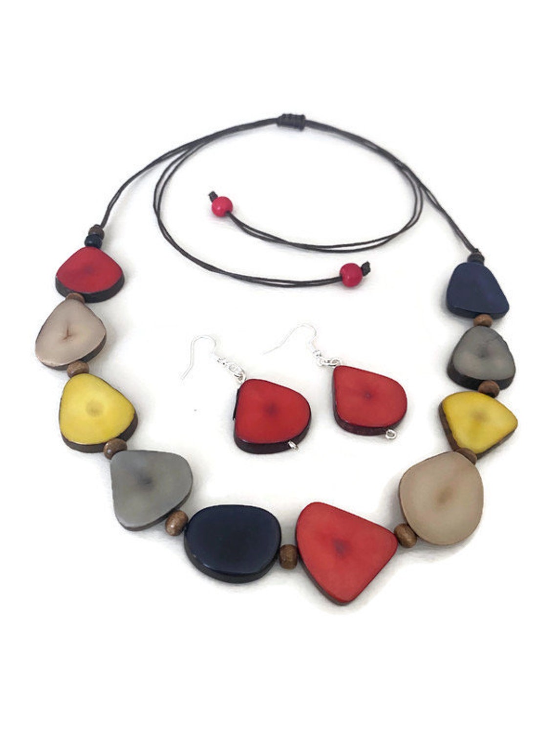 Tagua Cori Necklace main image 1