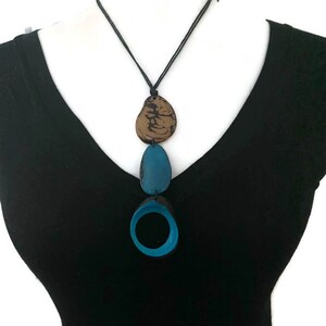 Tagua Necklace in Blue and Beige TAG644, Vegetable Ivory Necklace , Tagua Nut Jewelry, Eco Friendly Jewelry image 3
