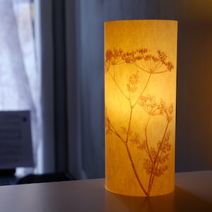 Botanische Papier Tischlampe: Sakura Floral Design, Japanischer Stil