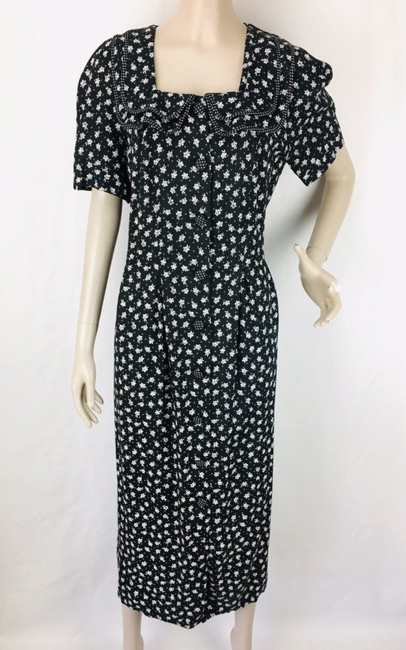 white floral button down dress